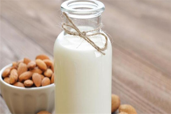 富有金源鲜奶吧